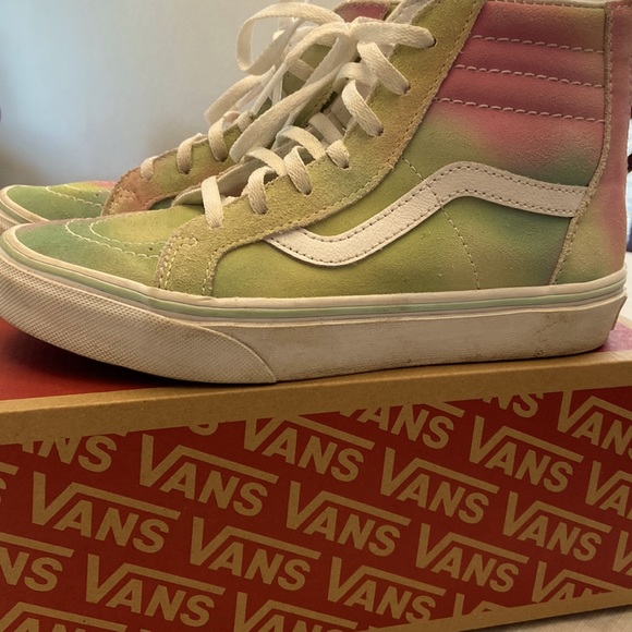 Girls Sk8-Hi Zip Vans - Size 3.0 Youth; Rainbow Suede Pastel - Picture 8 of 12